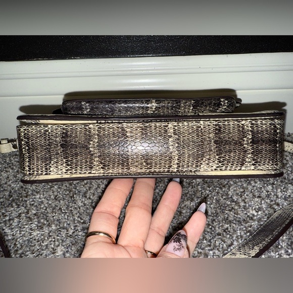 Michael Kors snake Sloan shoulder crossbody bag - Picture 2 of 16